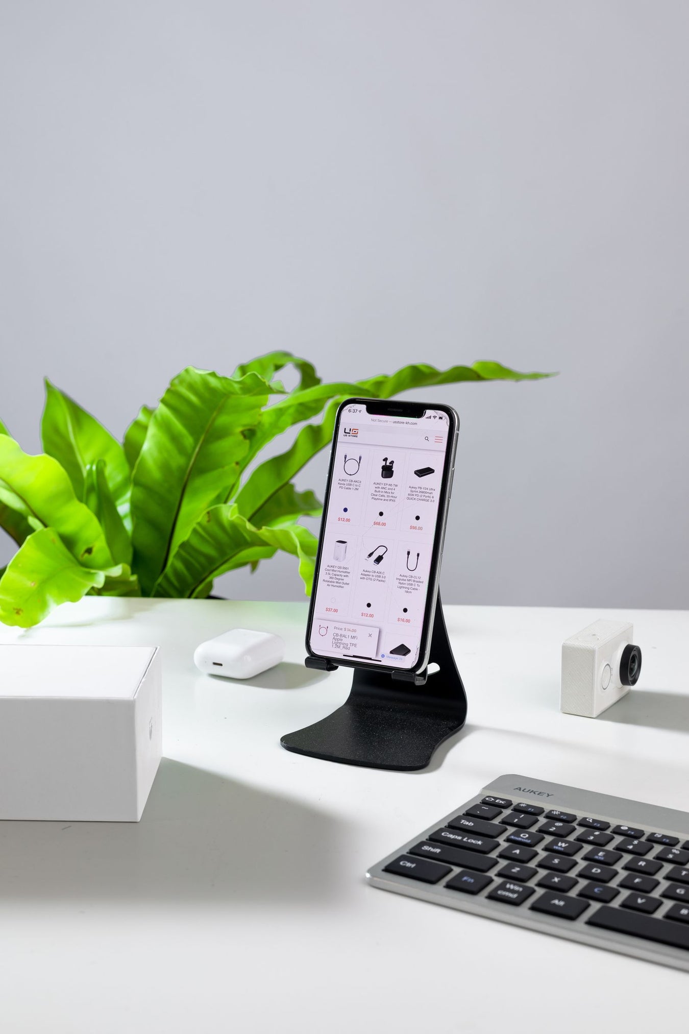 Phone and tech accessories
